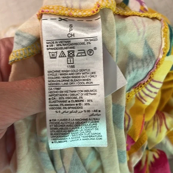 💕SOLD💕Old navy yellow floral dress - Picture 4 of 5